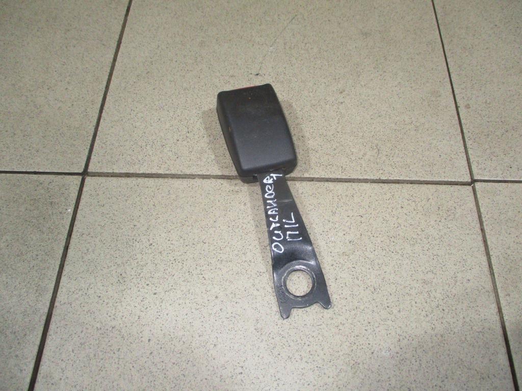 Ответная часть ремня безопасности, 500 рублей, Пермь