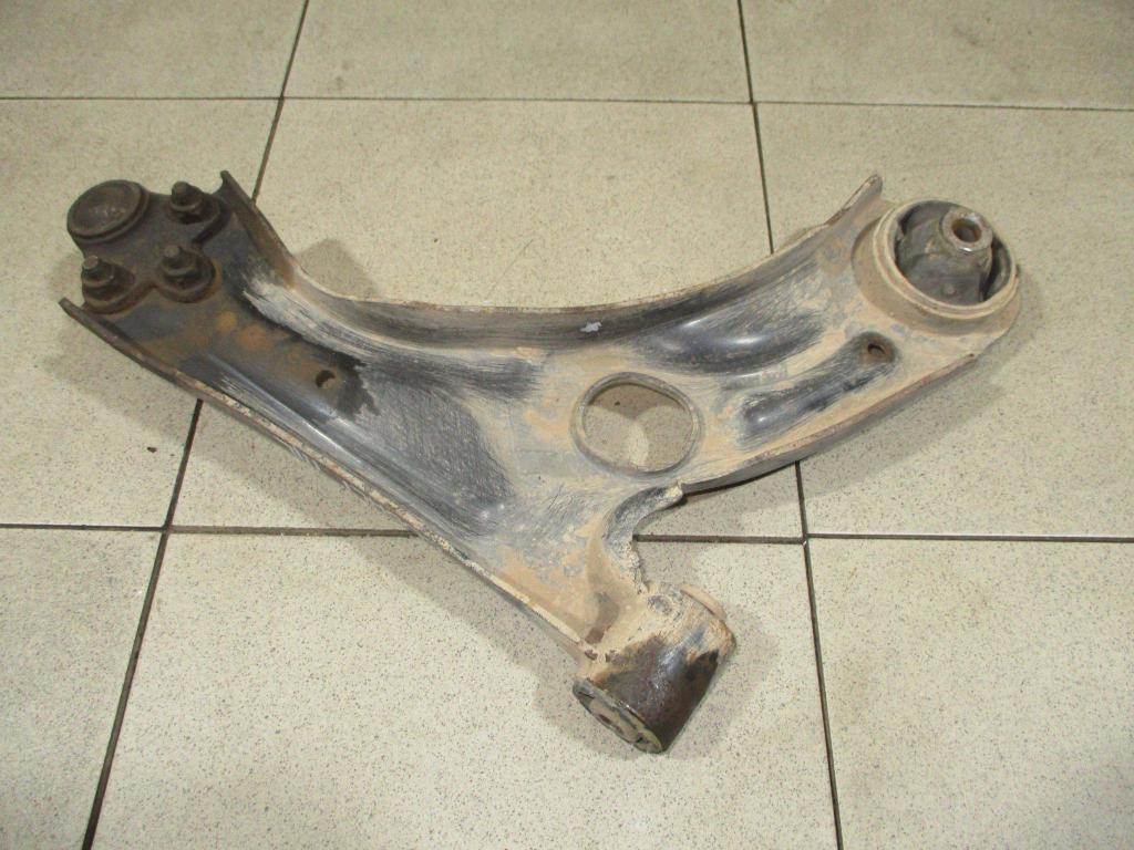 Рычаг передний левый, 2000 рублей, Пермь