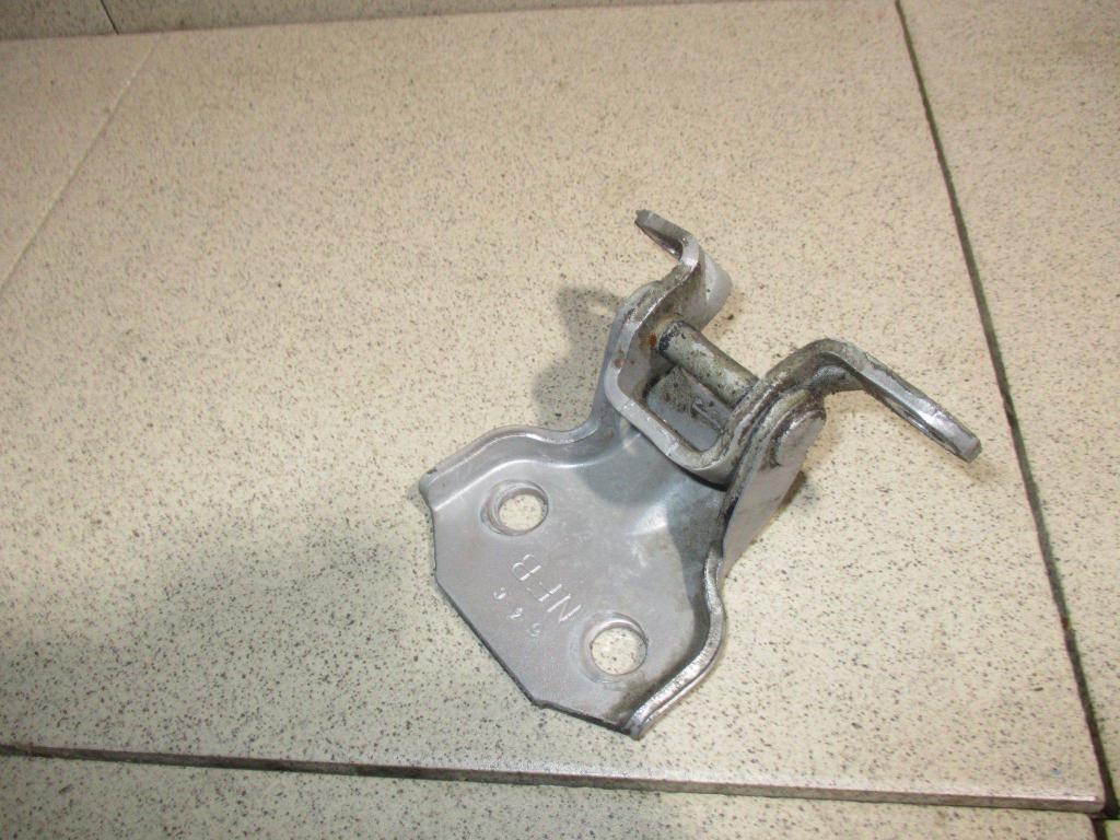 Петля двери передней, 1500 рублей, Пермь