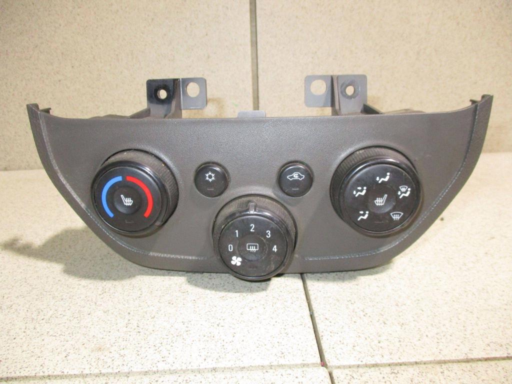 Блок управления отопителем, 2000 рублей, Пермь