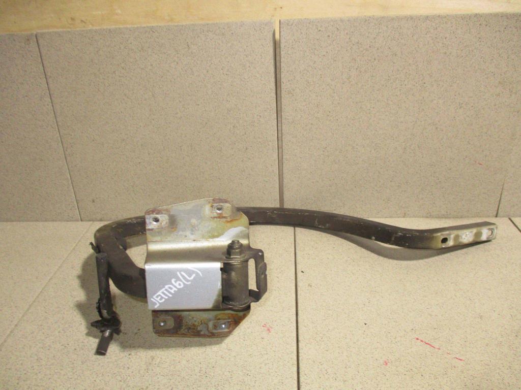 Петля крышки багажника, 1500 рублей, Пермь