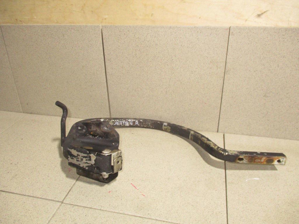 Петля крышки багажника, 1500 рублей, Пермь