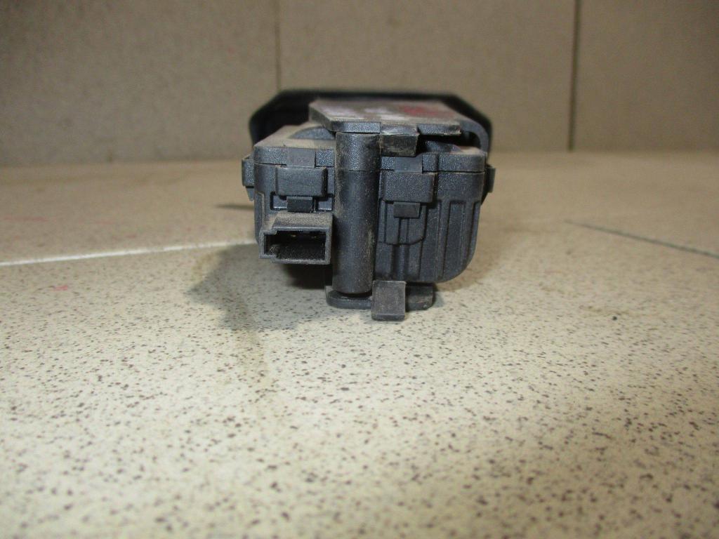 Активатор замка крышки бензобака, 2000 рублей, Пермь