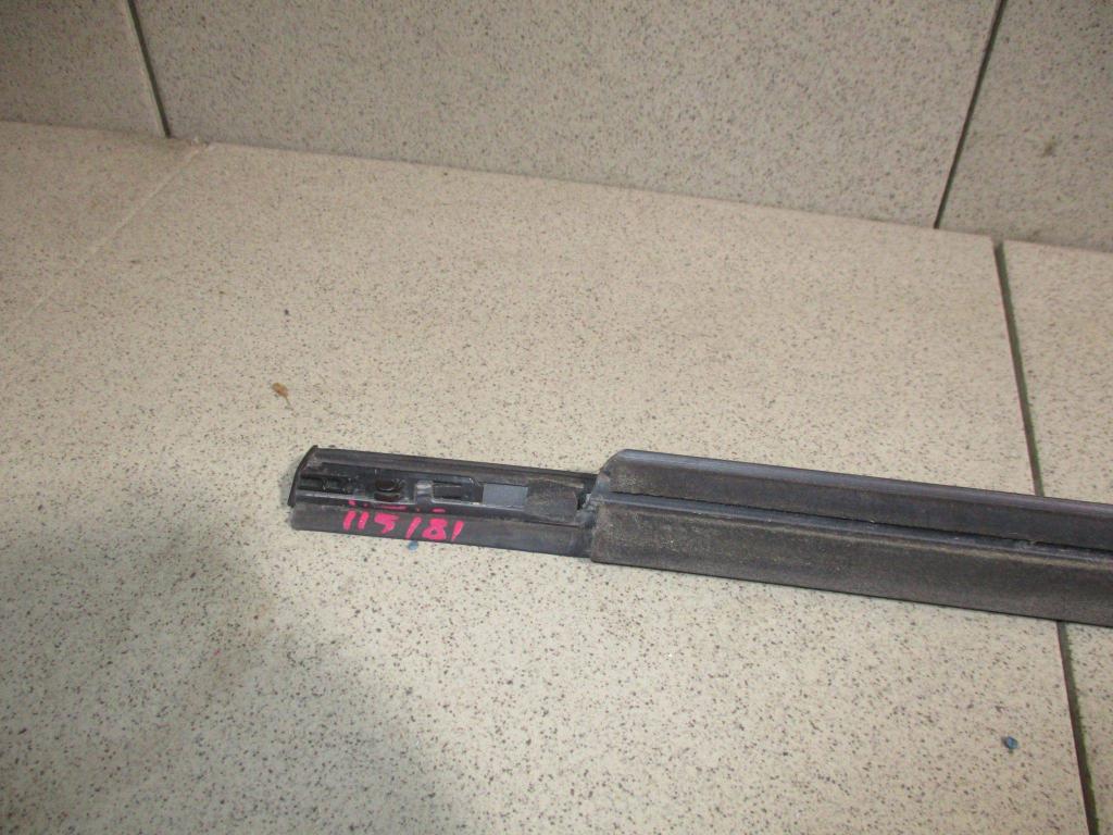 Накладка стекла переднего правого, 800 рублей, Пермь