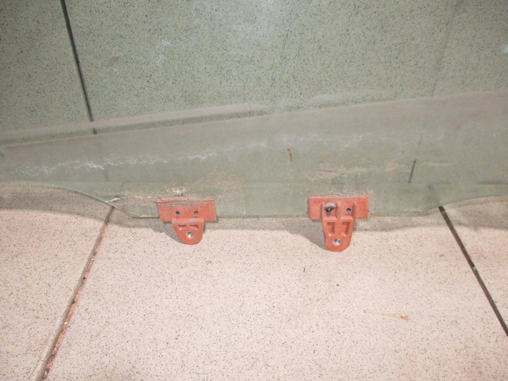 Стекло двери передней левой, 2500 рублей, Пермь