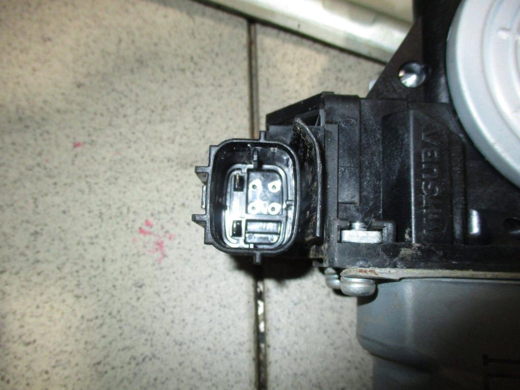 Стеклоподъемник задний правый, 3000 рублей, Пермь