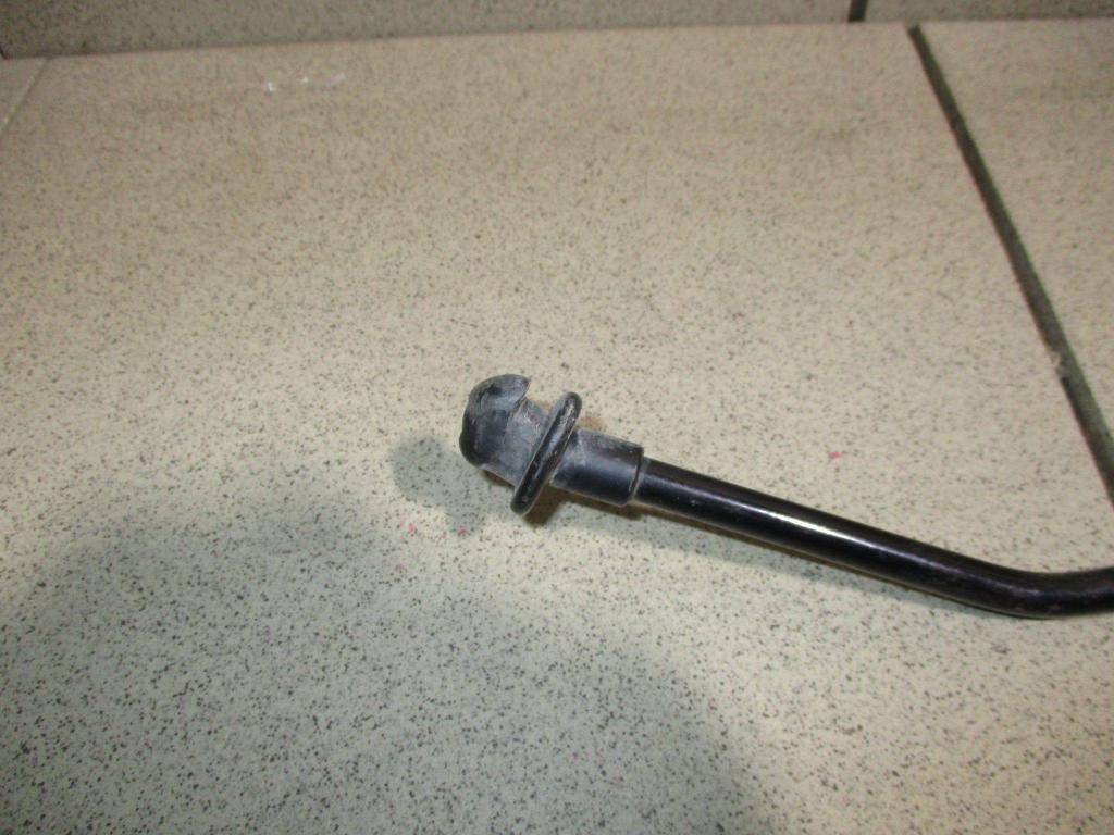 Держатель капота, 500 рублей, Пермь