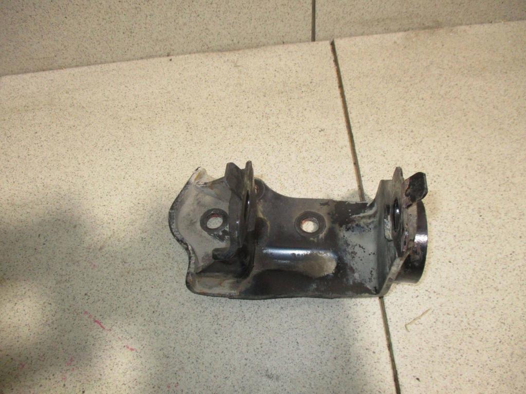 Кронштейн КПП левый, 500 рублей, Пермь