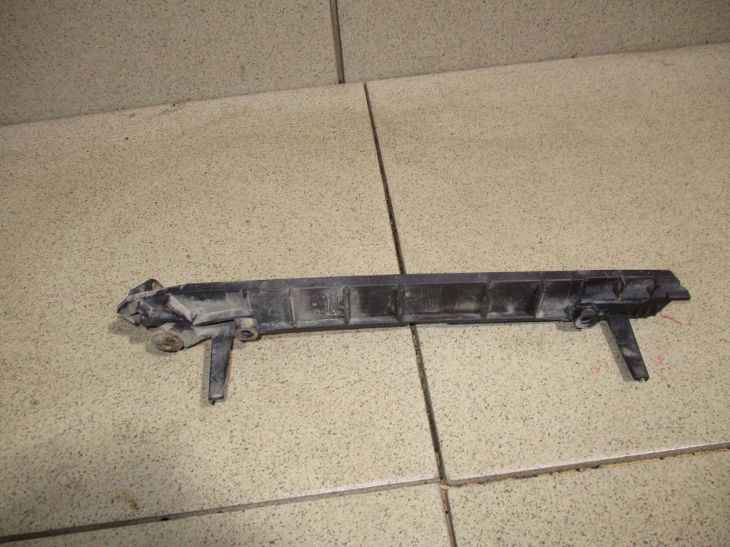 Кронштейн переднего бампера правый, 1000 рублей, Пермь