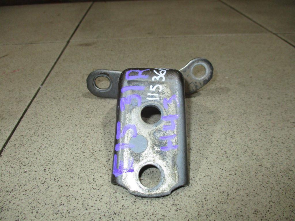 Петля двери задней правой нижняя, 550 рублей, Пермь