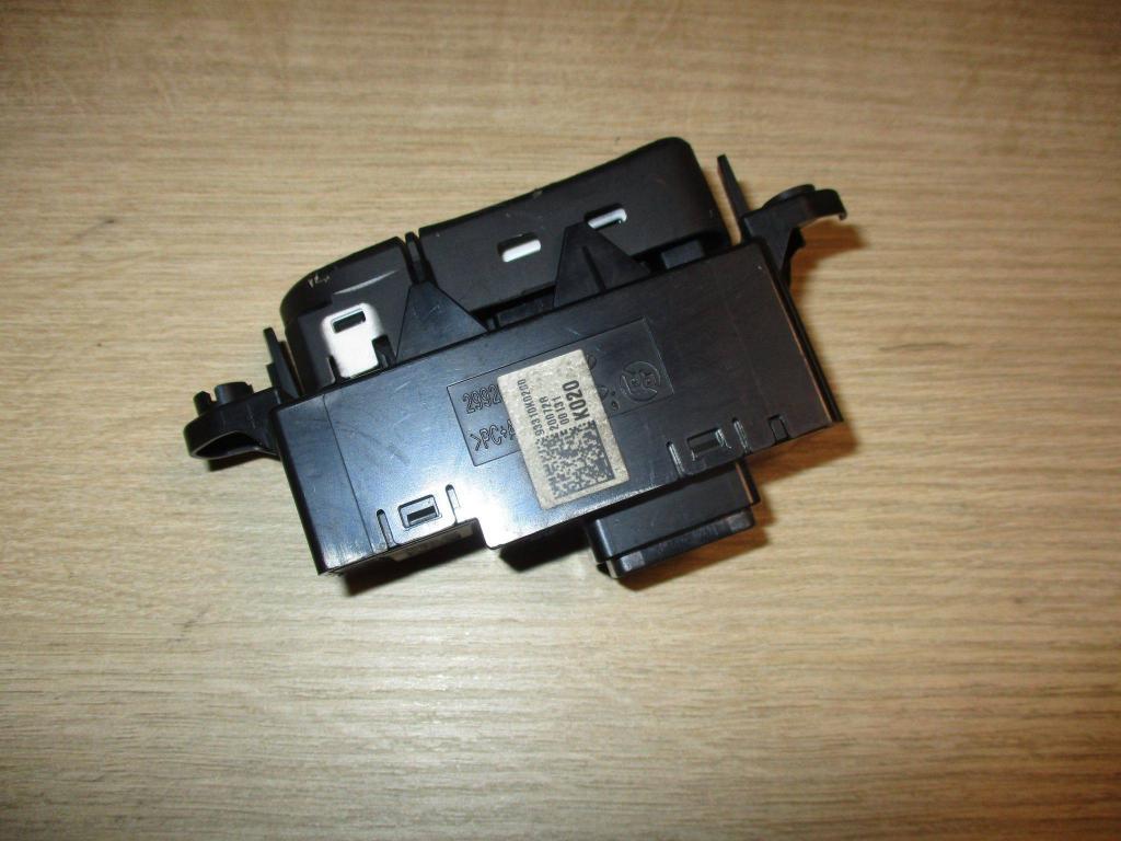 Кнопка обогрева сидений, 500 рублей, Пермь