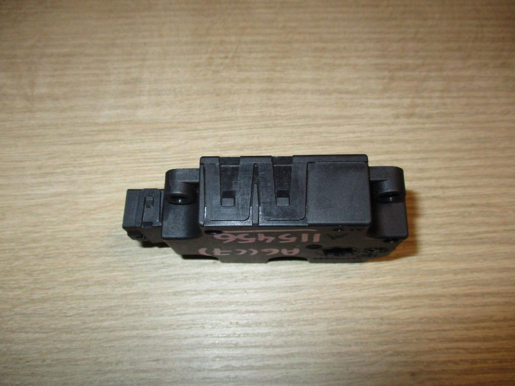 Моторчик заслонки печки, 1000 рублей, Пермь