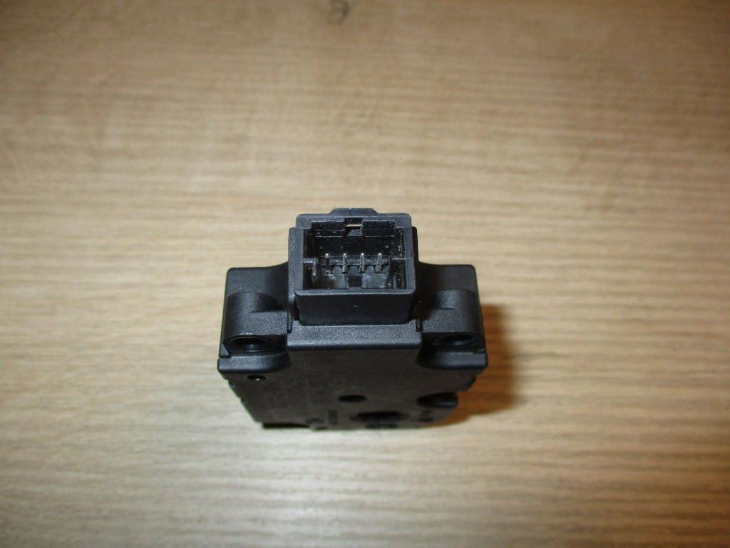 Моторчик заслонки печки, 1000 рублей, Пермь