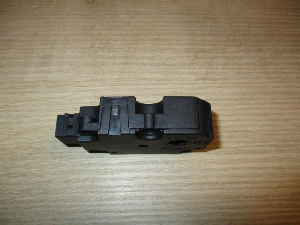 Моторчик заслонки печки, 1000 рублей, Пермь