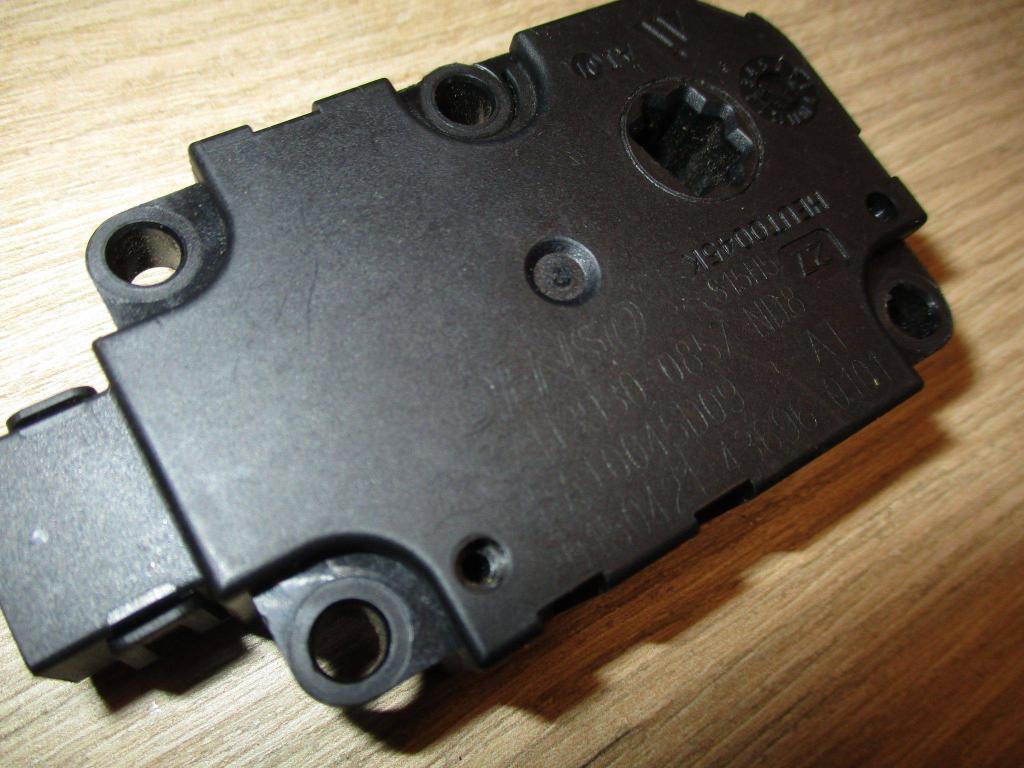 Моторчик заслонки печки, 1000 рублей, Пермь