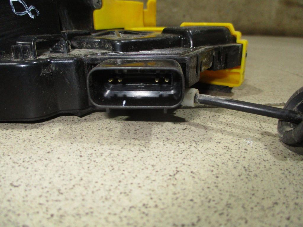 Замок двери передней правой, 3000 рублей, Пермь