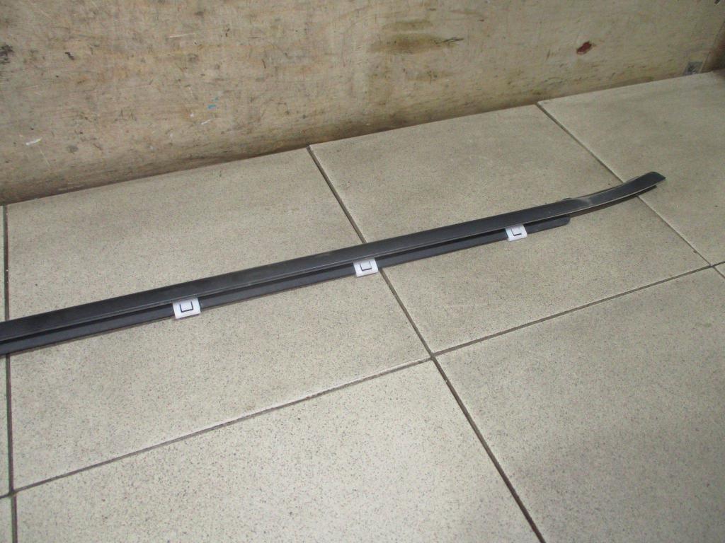 Накладка стекла переднего правого, 1000 рублей, Пермь