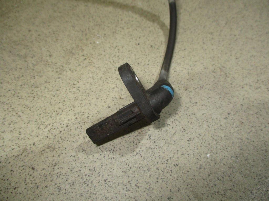 Датчик ABS передний левый, 1000 рублей, Пермь