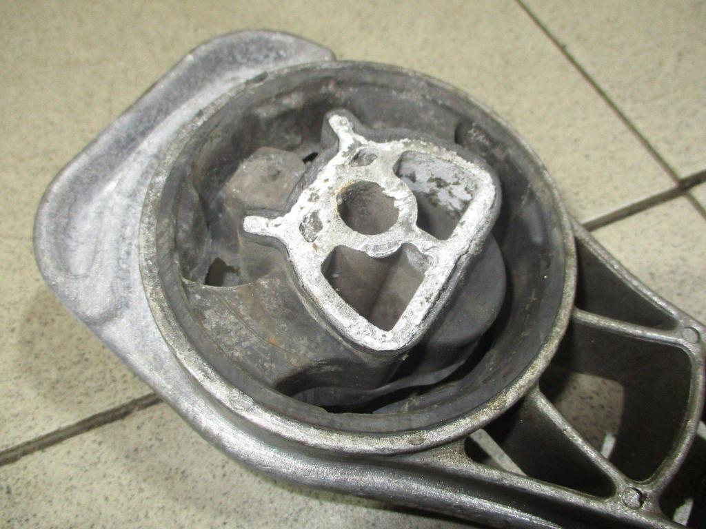 Опора КПП задняя, 2000 рублей, Пермь