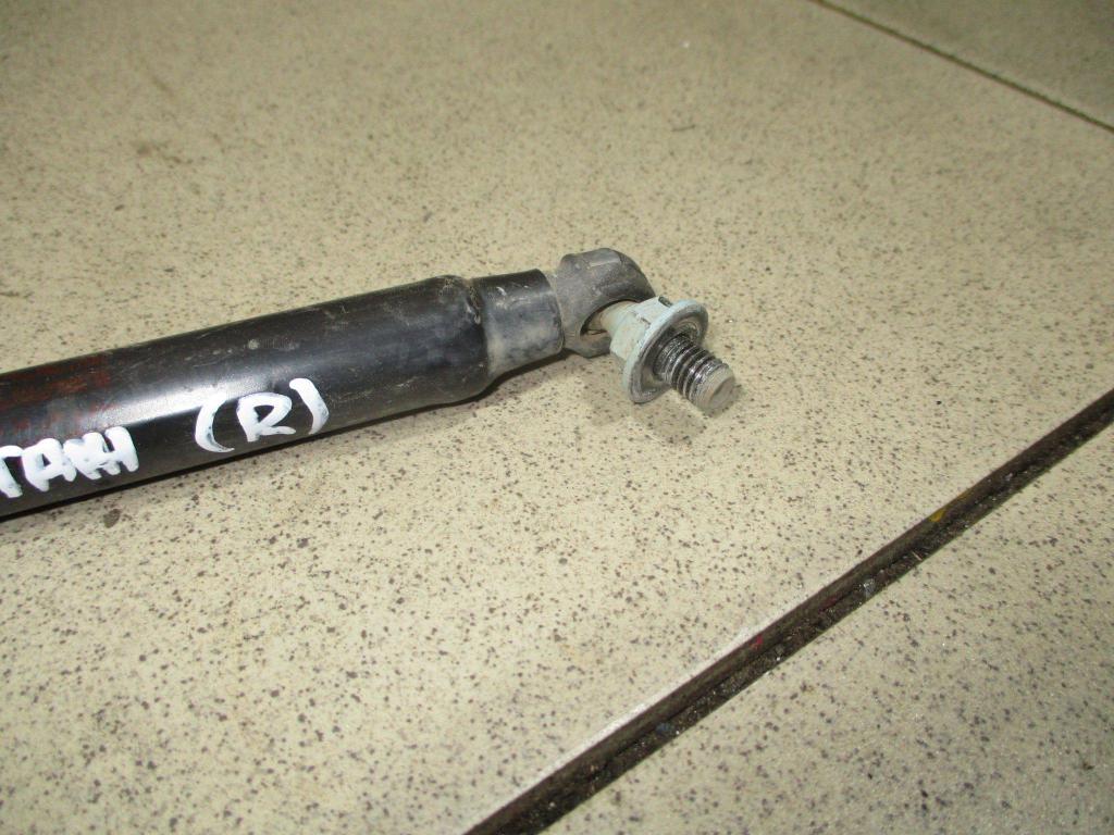 Амортизатор двери багажника, 500 рублей, Пермь