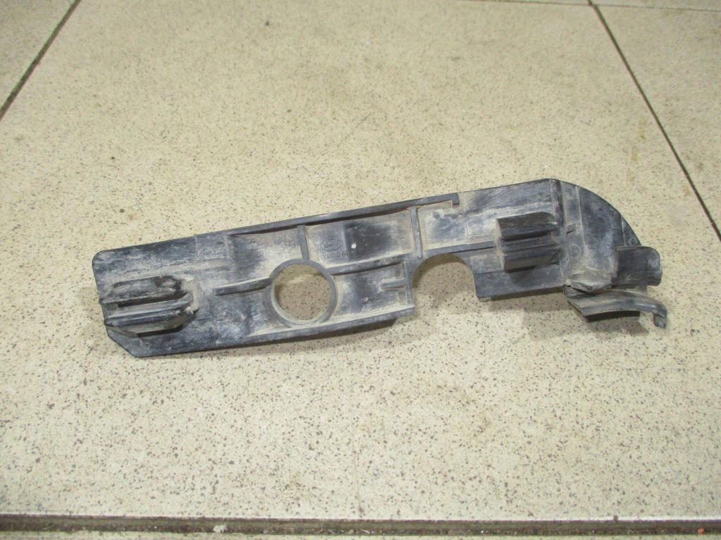 Кронштейн переднего бампера левый, 500 рублей, Пермь