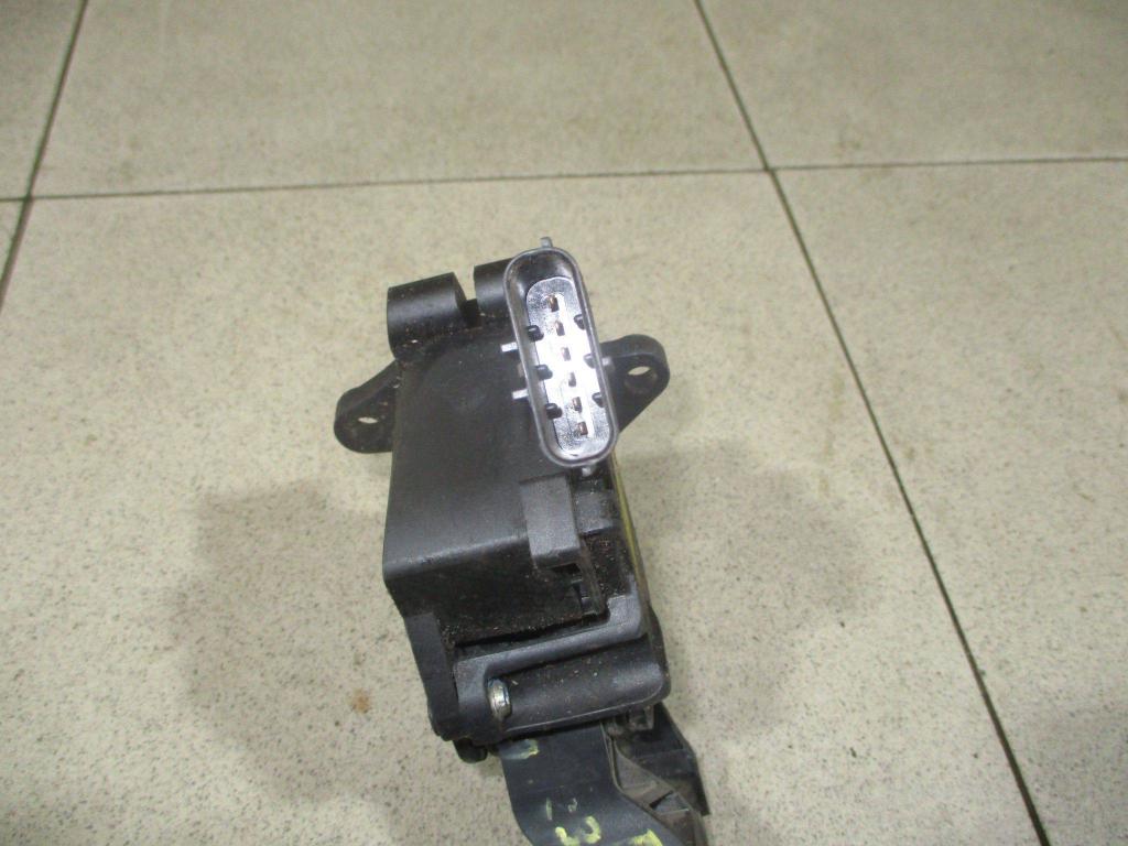 Педаль газа, 2000 рублей, Пермь