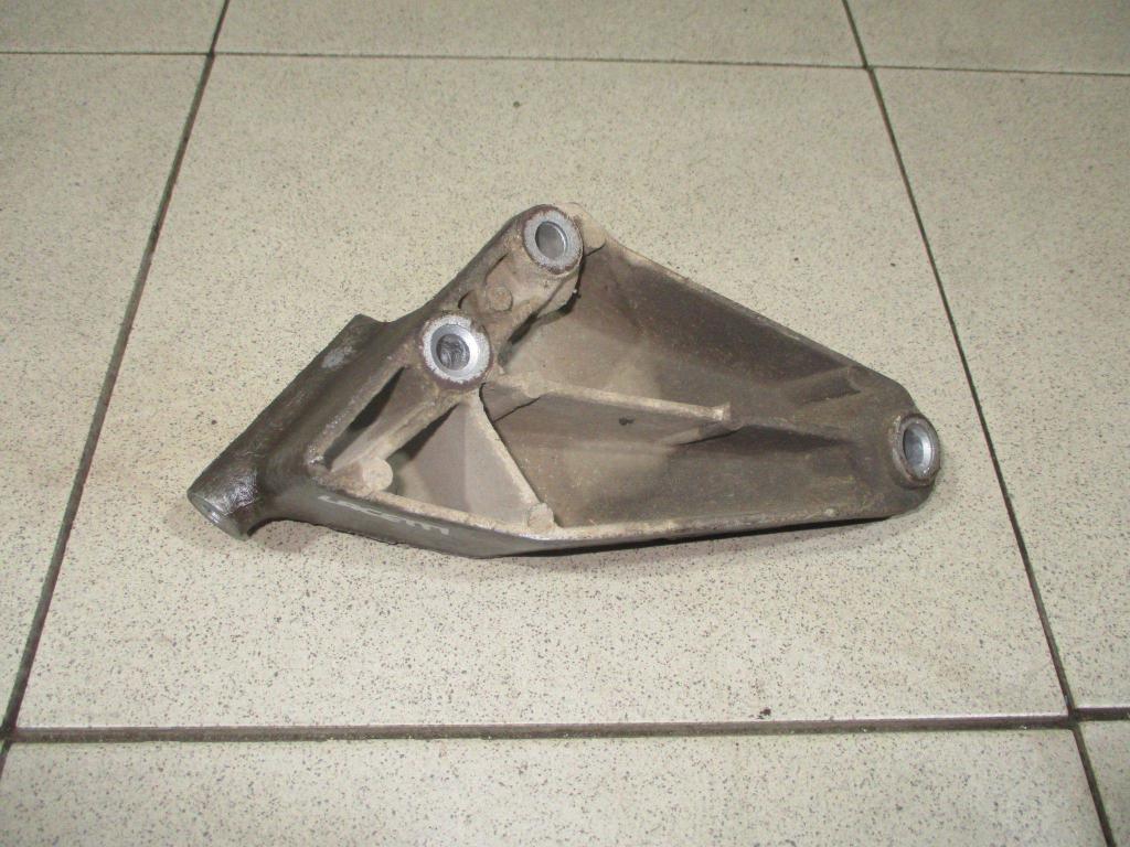 Кронштейн генератора, 500 рублей, Пермь