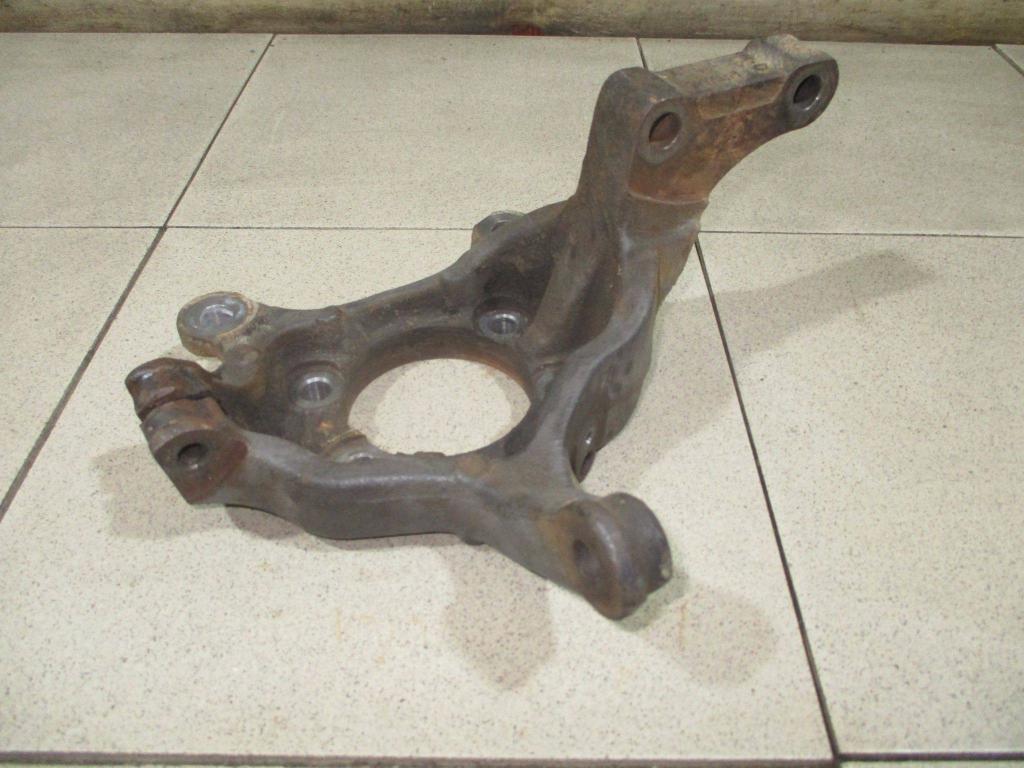 Кулак поворотный передний правый, 3000 рублей, Пермь