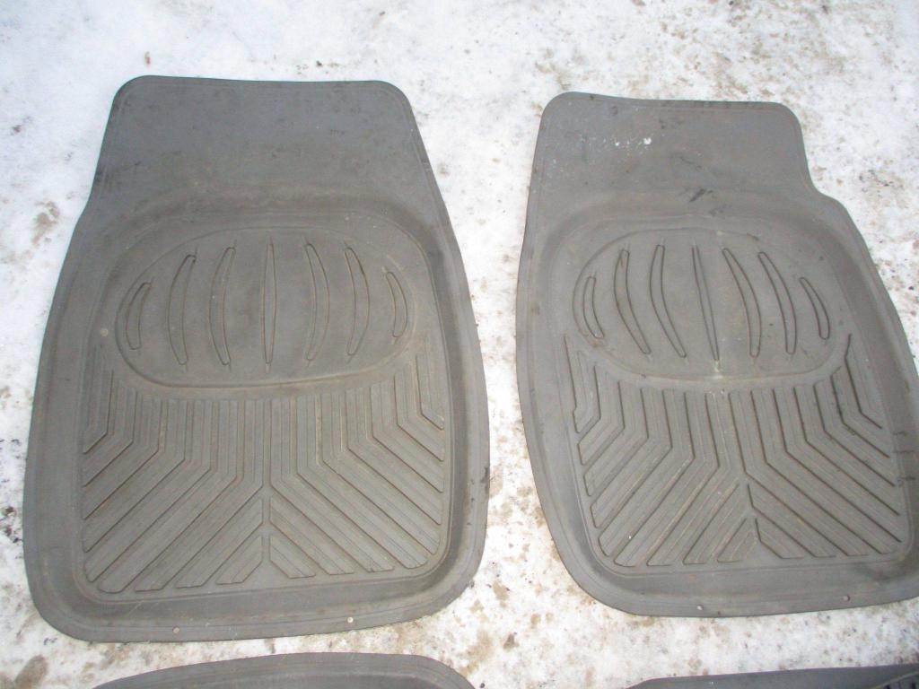 Комплект ковриков салона, 1500 рублей, Пермь