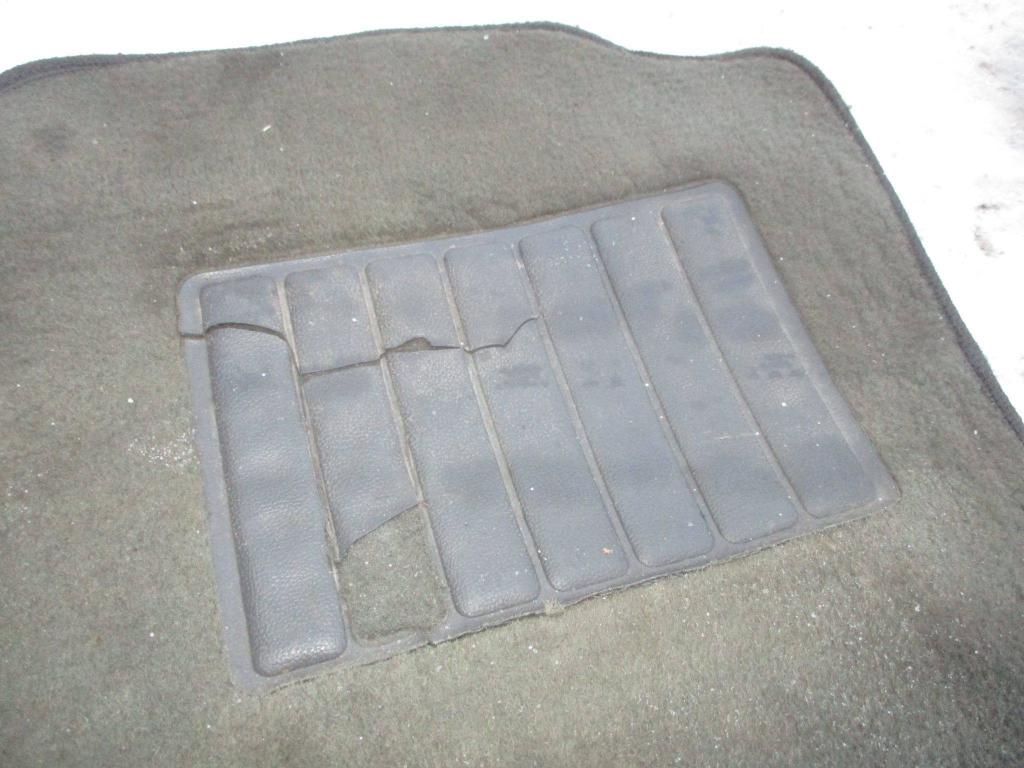 Комплект ковриков салона, 1500 рублей, Пермь