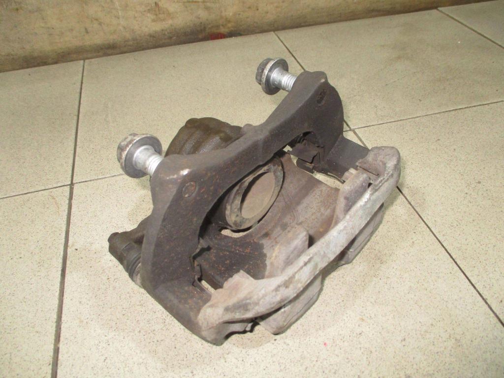 Суппорт передний правый, 2000 рублей, Пермь