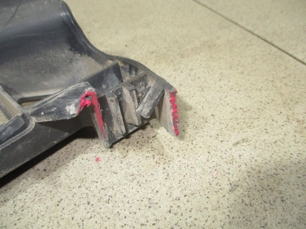 Кронштейн заднего бампера правый, 2000 рублей, Пермь