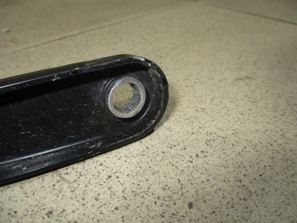 Поводок стеклоочистителя передний правый, 500 рублей, Пермь