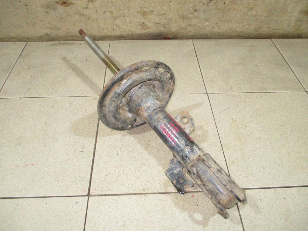 Амортизатор передний правый, 2500 рублей, Пермь