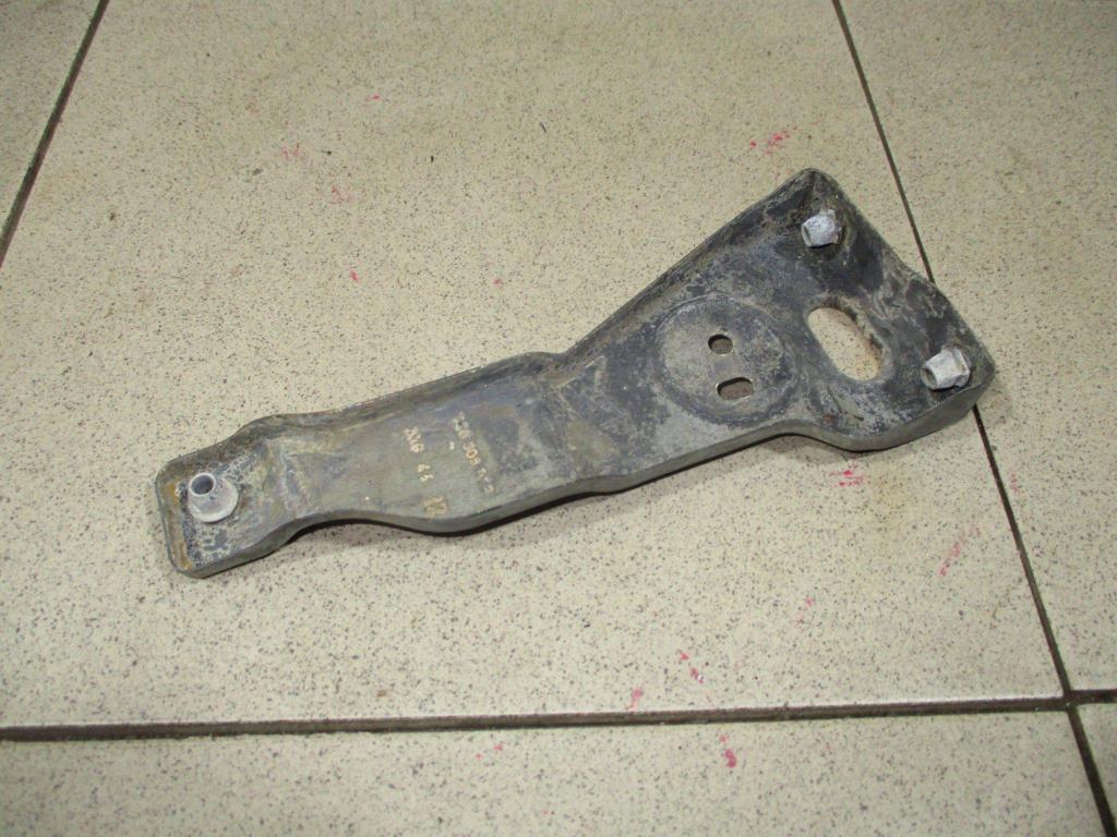 Кронштейн передней панели, 1000 рублей, Пермь