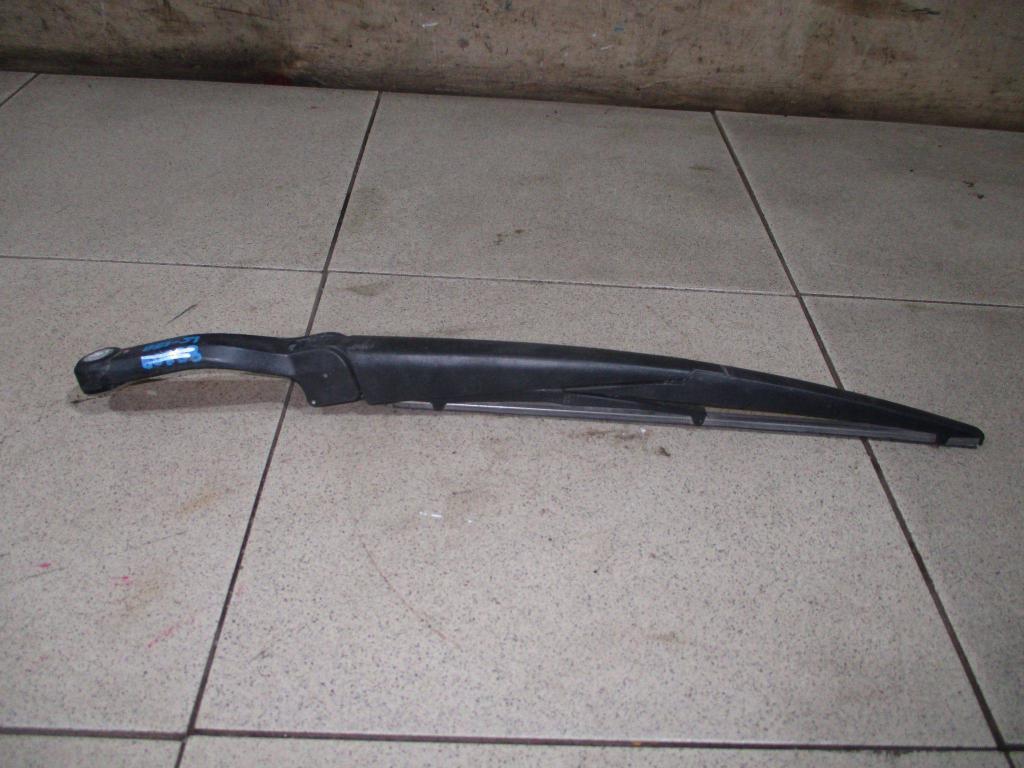 Поводок стеклоочистителя заднего, 2000 рублей, Пермь