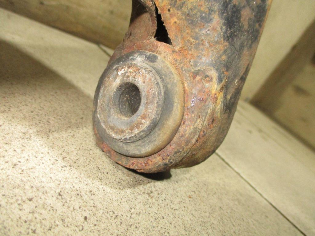 Рычаг передний, 1000 рублей, Пермь