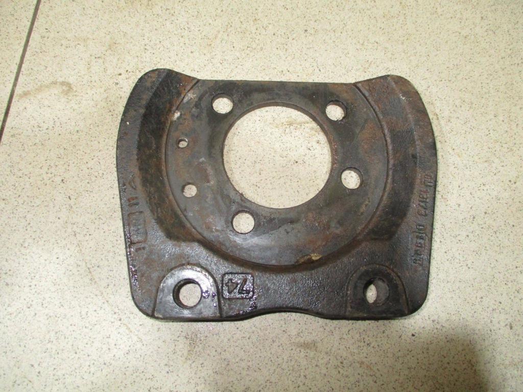 Щит опорный задний правый, 500 рублей, Пермь