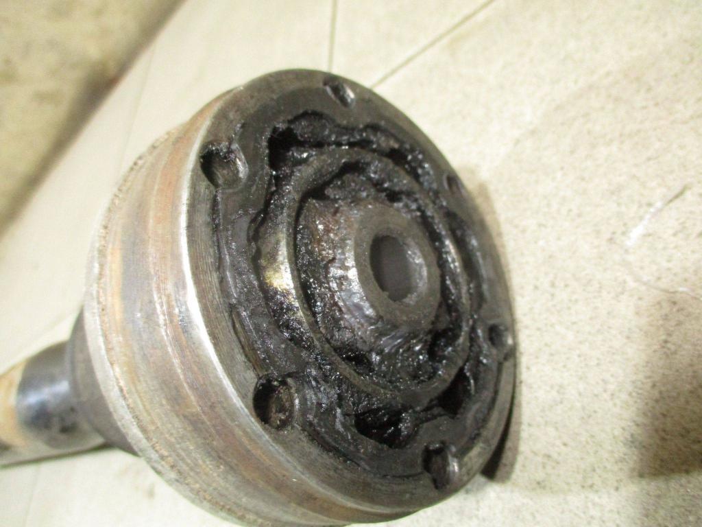 Полуось передняя правая, 4000 рублей, Пермь