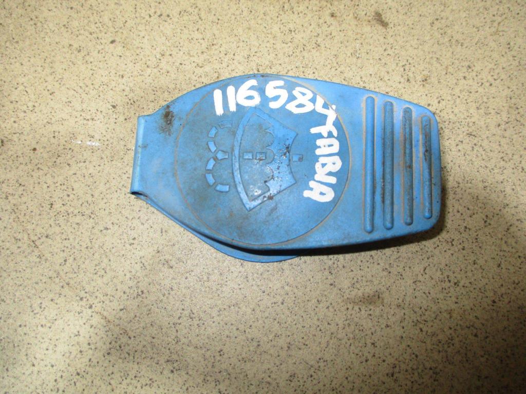 Крышка бачка омывателя, 500 рублей, Пермь