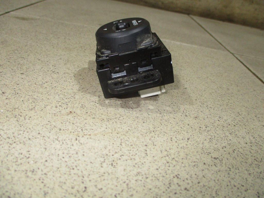 Переключатель регулировки зеркала, 500 рублей, Пермь