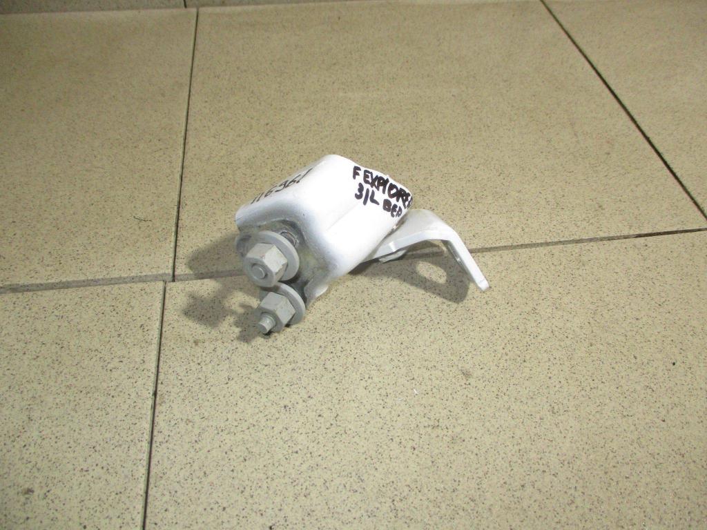 Петля двери задней левой верхняя, 1000 рублей, Пермь