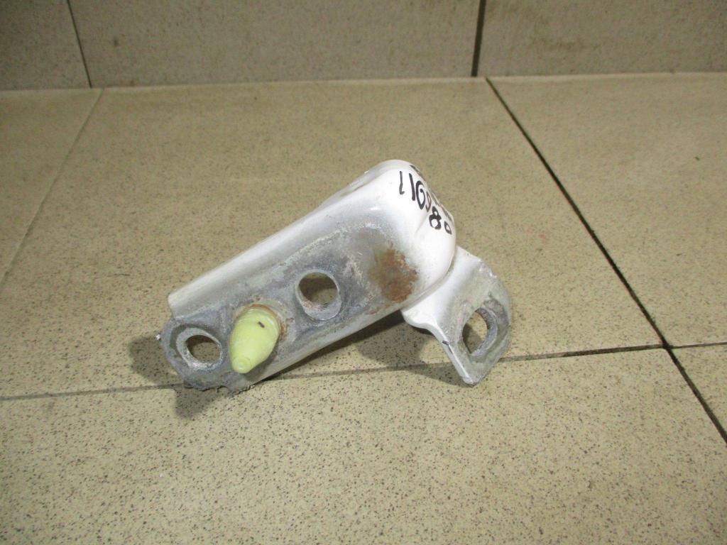 Петля двери передней левой верхняя, 1000 рублей, Пермь