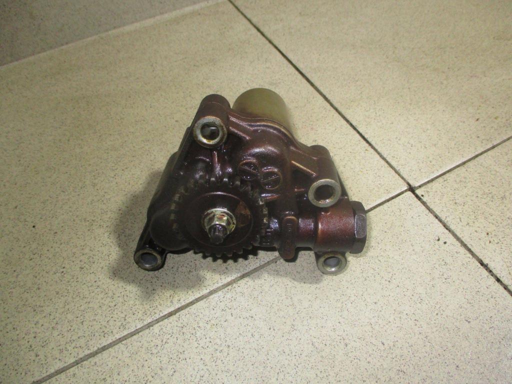 Насос масляный, 2000 рублей, Пермь