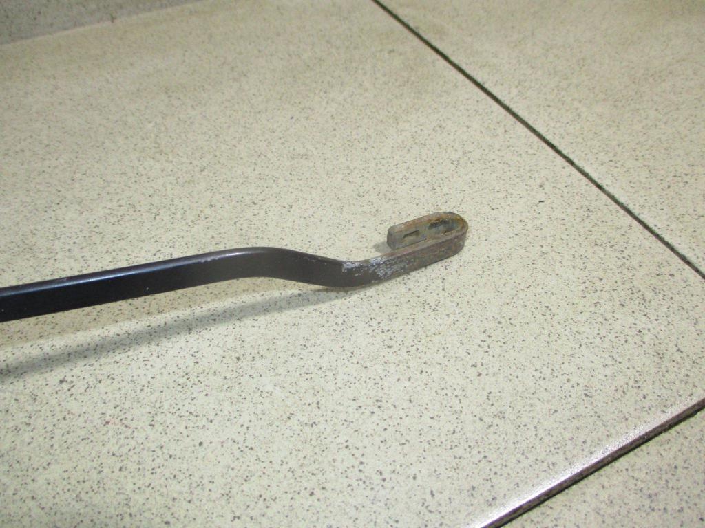 Поводок стеклоочистителя передний правый, 550 рублей, Пермь