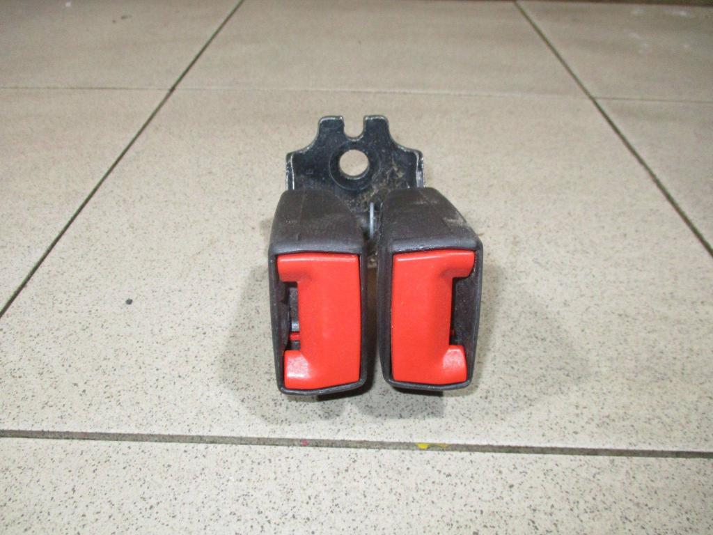 Ответная часть ремня безопасности, 500 рублей, Пермь