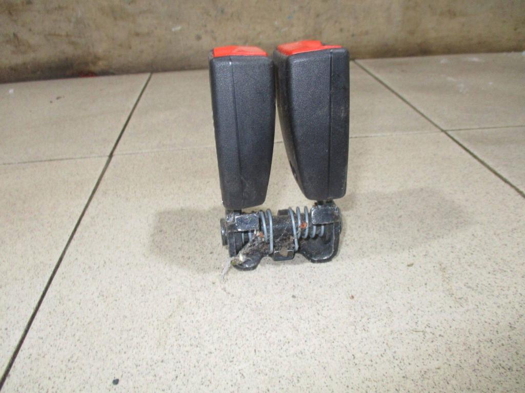 Ответная часть ремня безопасности, 500 рублей, Пермь