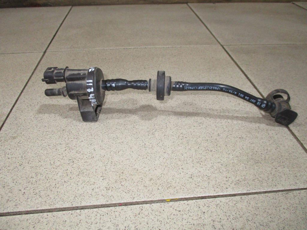 Клапан вентиляции топливного бака, 1500 рублей, Пермь