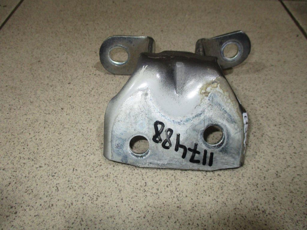 Петля двери задней левой верхняя, 500 рублей, Пермь