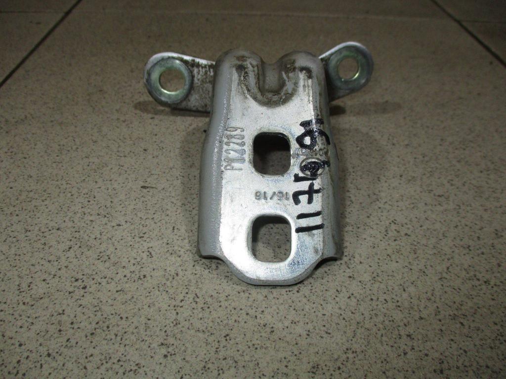 Петля двери передней левой верхняя, 500 рублей, Пермь